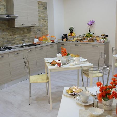 B&B Crystal Messina Ngoại thất bức ảnh